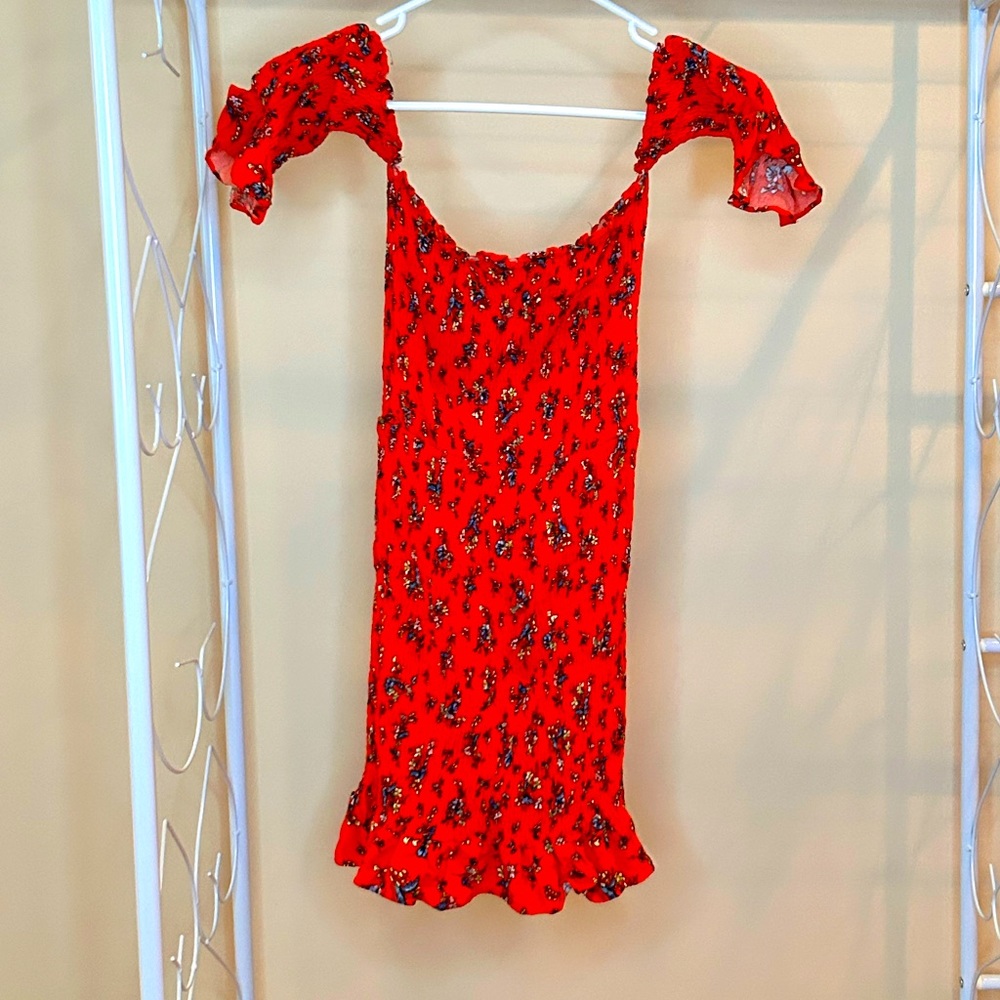Lulus Red Dress. Form fitting with off the shoulder sleeves.